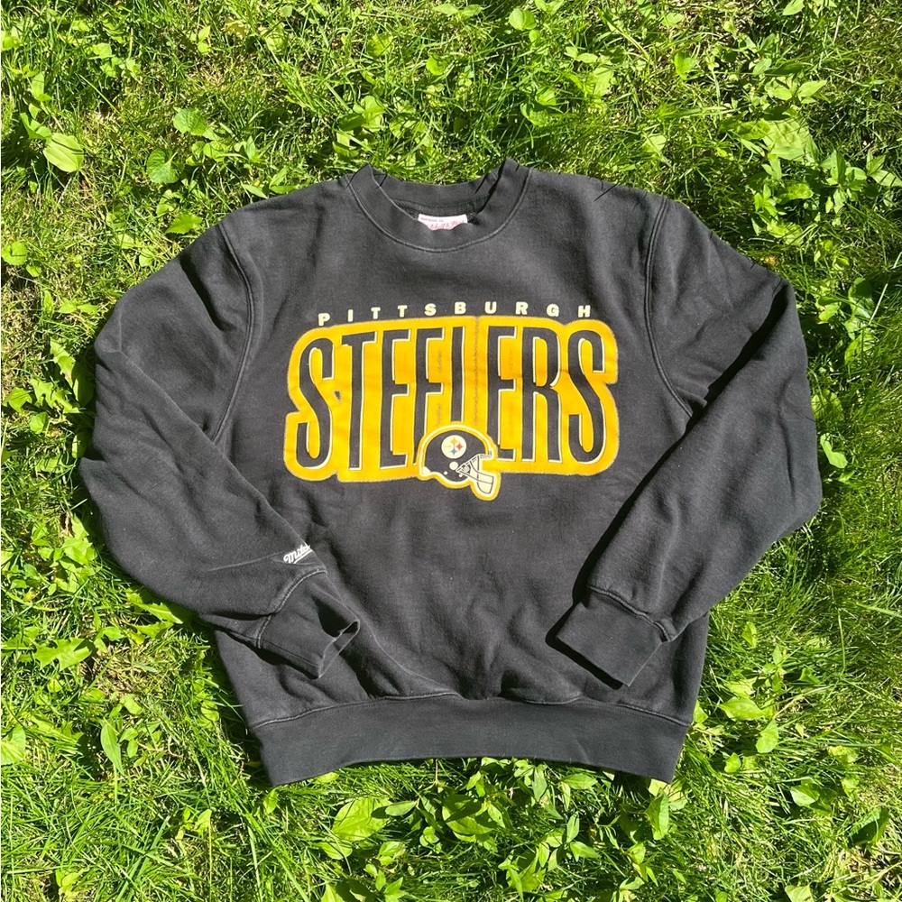 SOLD - Pittsburgh Steelers Crewneck Sweatshirt M • Mitchell & Ness